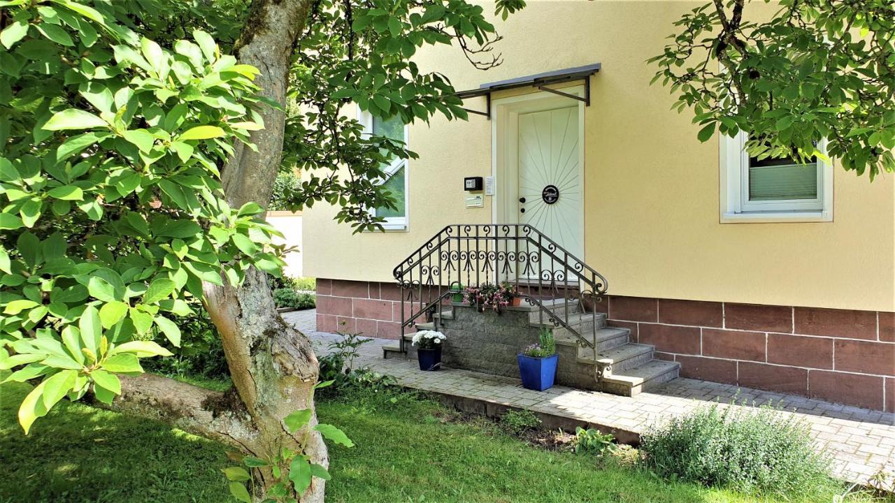 Liebevoll Gaestewohnungen Альпирсбах